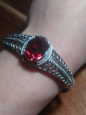 Faceted Red Stone Silvertone Bangle Bracelet